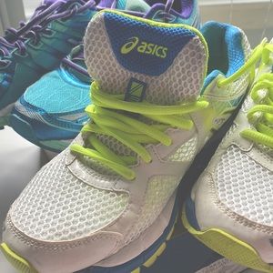 Women sneakers (bundle of 2)